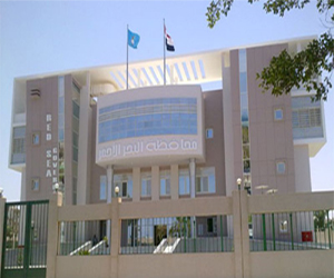   مصر اليوم - أمن البحر الأحمر يفض اعتصام عاملين في رأس غارب